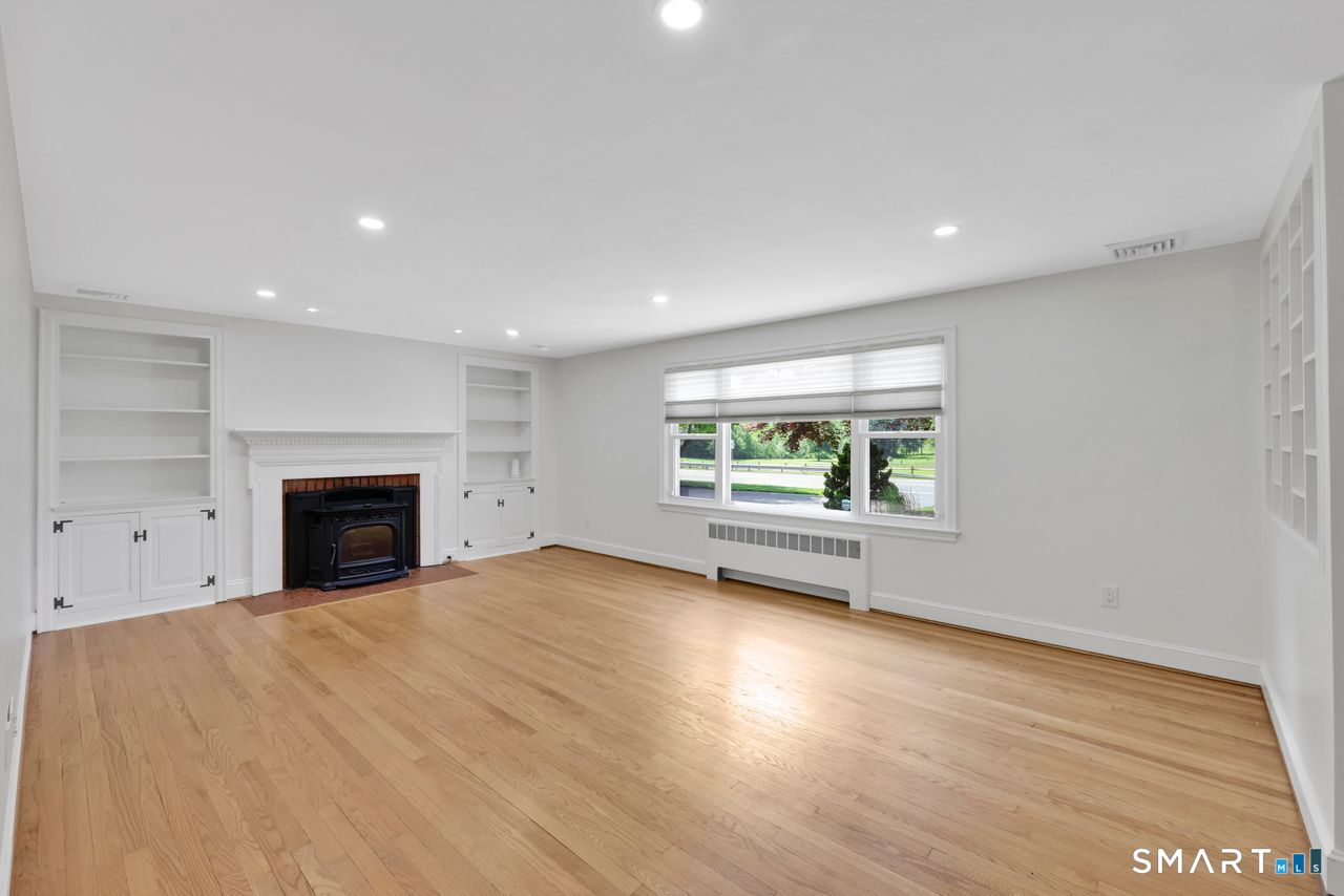 495 Prospect Street Wethersfield, CT 06109 - Photo 7 of 40