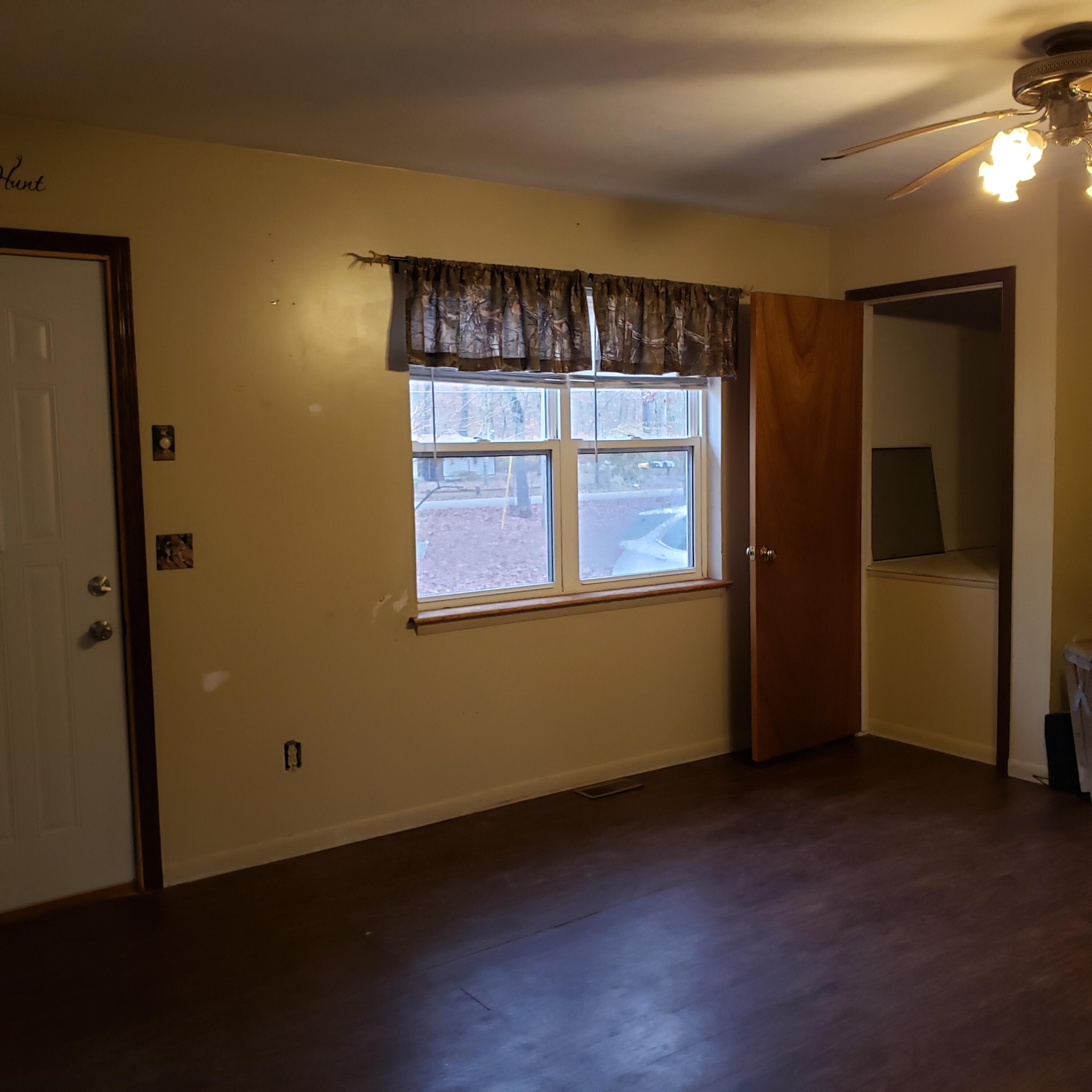 971 South Ransom Road White Cloud, MI 49349 - Photo 5 of 16 20231105_144642