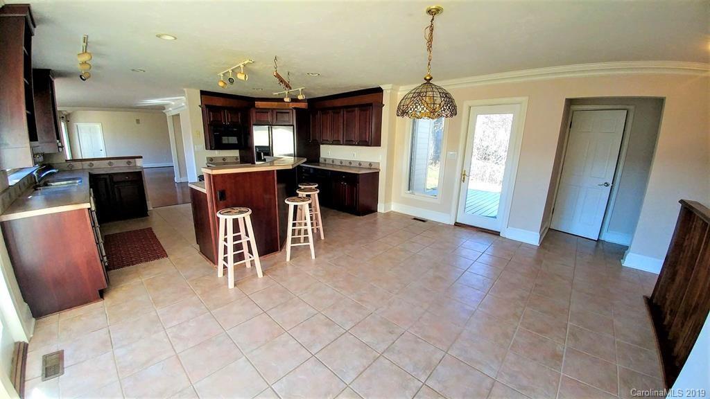 544 Swofford Road Marion, NC 28752 - Photo 9 of 35 Gallery Image 9