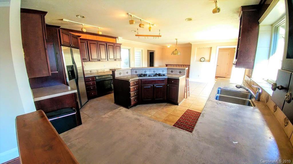544 Swofford Road Marion, NC 28752 - Photo 10 of 35 Gallery Image 10
