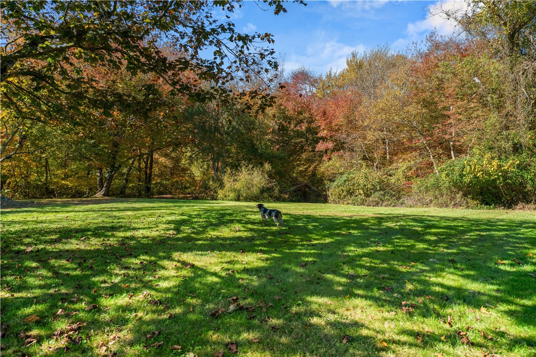 410 Old Boston Neck Road Narragansett, RI 02874 - Photo 9 of 31