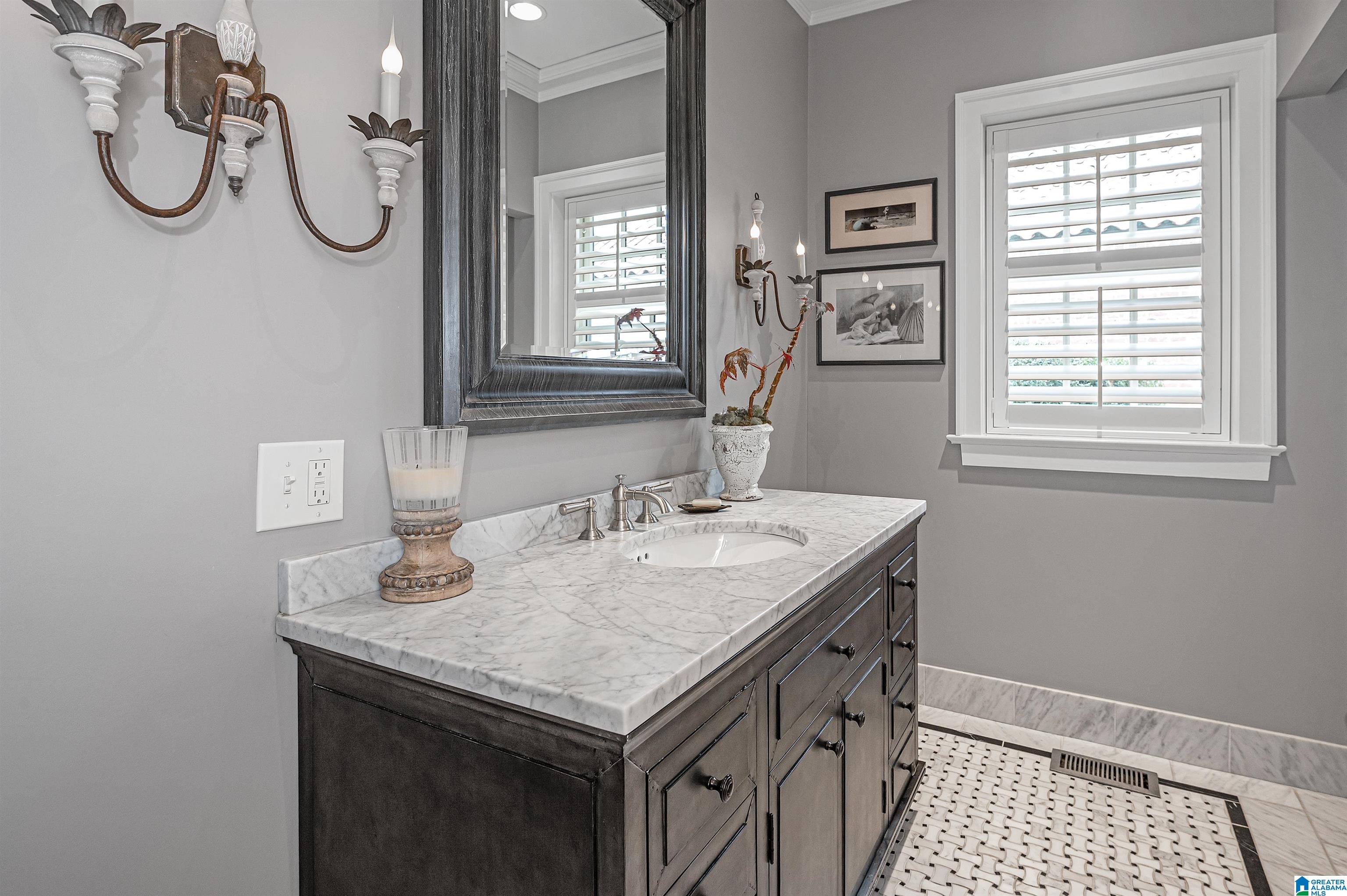 308 La Playa Place Birmingham, AL 35209 - Photo 20 of 32