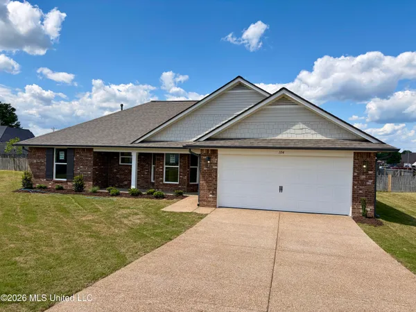 $303,000 | 104 Red Bird Cove, Senatobia, MS 38668