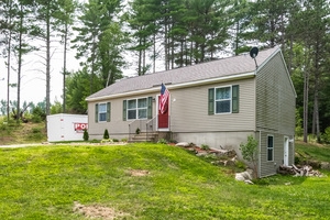 621 New Road Barnstead, NH 03225 - Photo 3 of 30