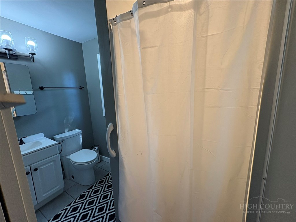 232 Trillium Road Newland, NC 28657 - Photo 24 of 36 Gallery Image 24