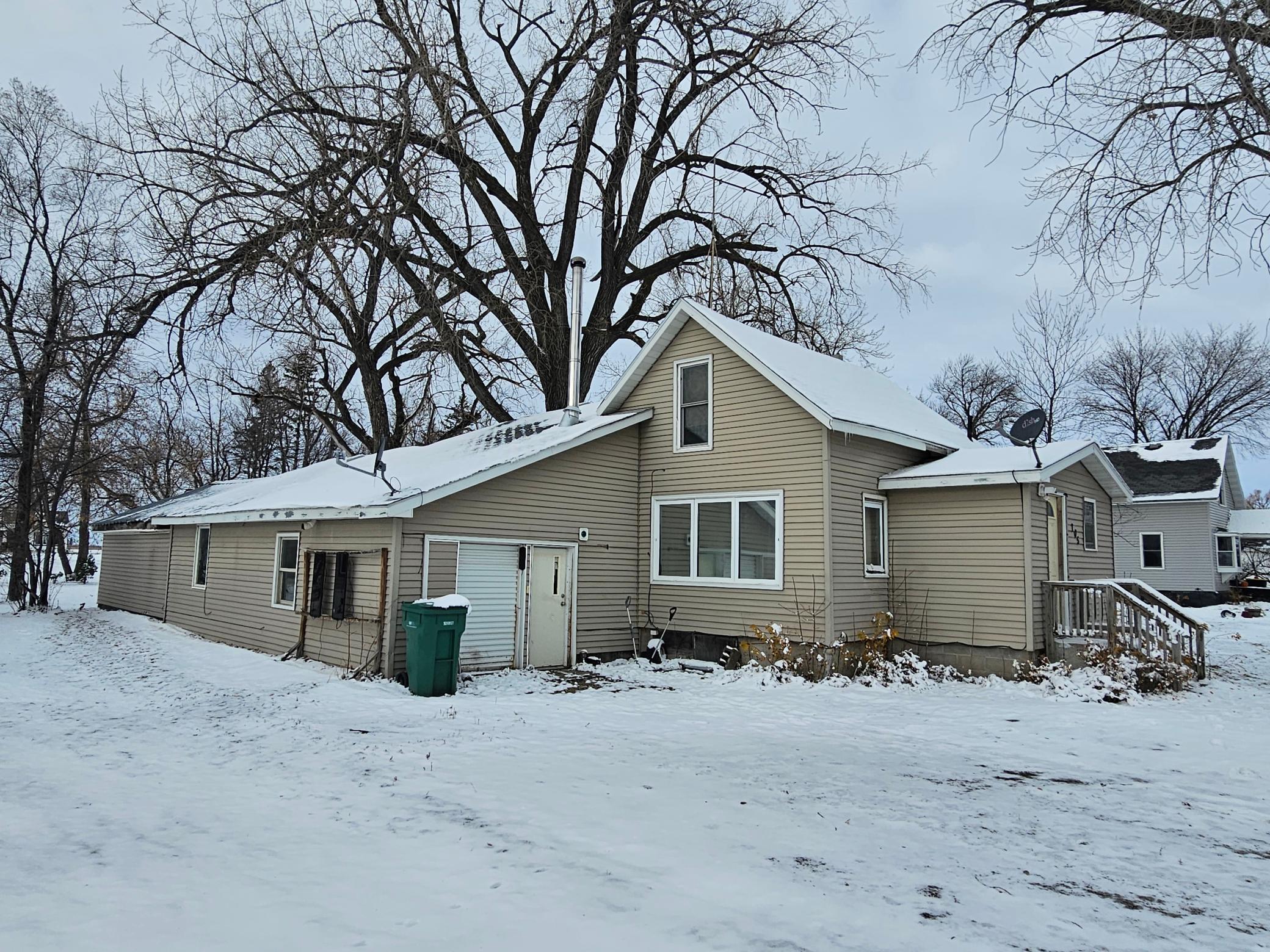 705 Neill Street Buxton, ND 58218 - Photo 1 of 15