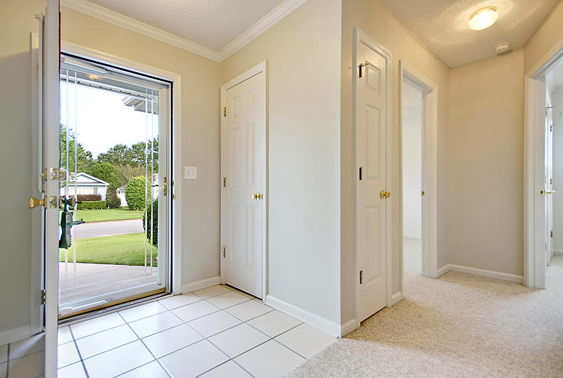 8388 Waltham Road North Charleston, SC 29406 - Photo 5 of 28 IMG_9328_IMG_9331-copy
