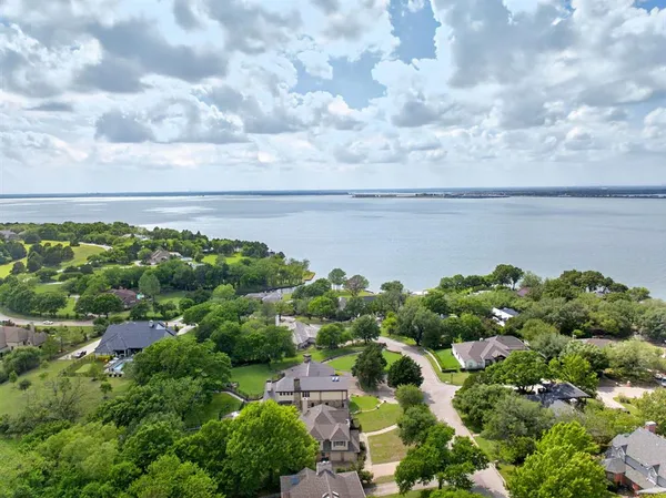 $699,900 | 137 Shepherds Glen Road, Heath, TX 75032