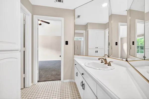 $699,900 | 137 Shepherds Glen Road, Heath, TX 75032