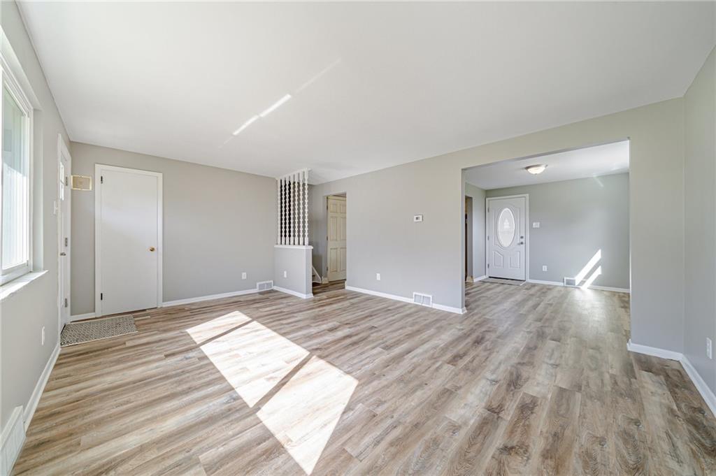 366 Oak Spring Road Canonsburg, PA 15317 - Photo 5 of 24 Gallery Image 5