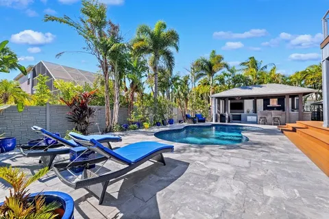$1,437,600 | 648 Santa Maria Drive, Tierra Verde, FL 33715