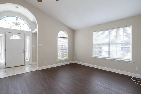 $1,895 | 3569 Chatelaine Drive, Tallahassee, FL 32308