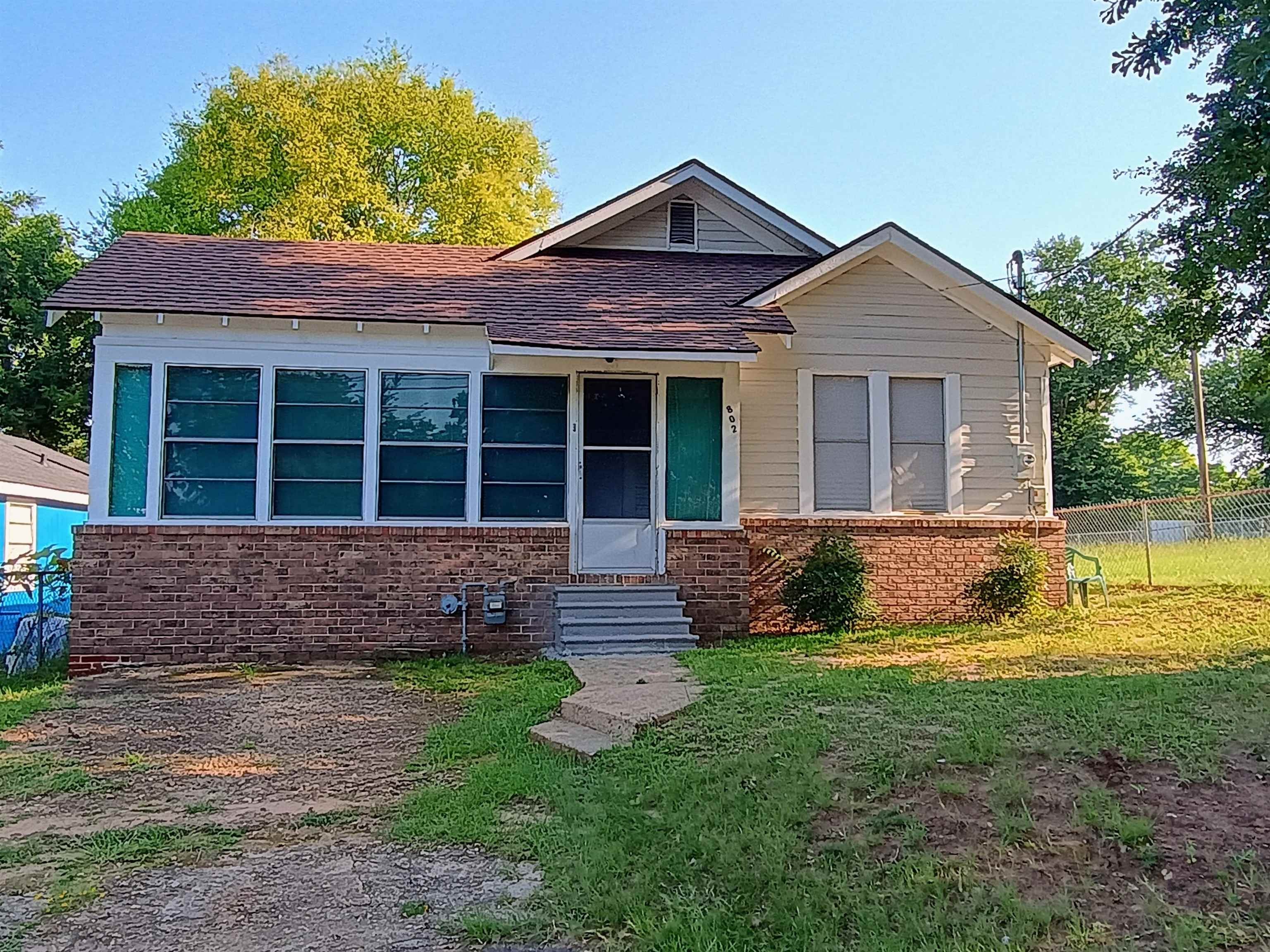 802 Key Street Marshall, TX 75670 - Photo 1 of 17 Gallery Image 1