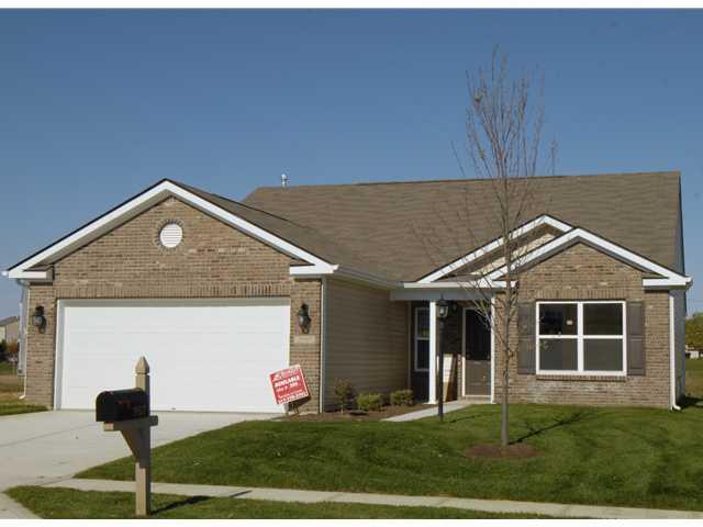 19507 Chip Shot Road Noblesville, IN 46062 - Photo 1 of 10 Gallery Image 1