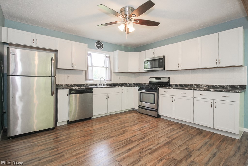 4194 Tapper Road Barberton, OH 44203 - Photo 2 of 15