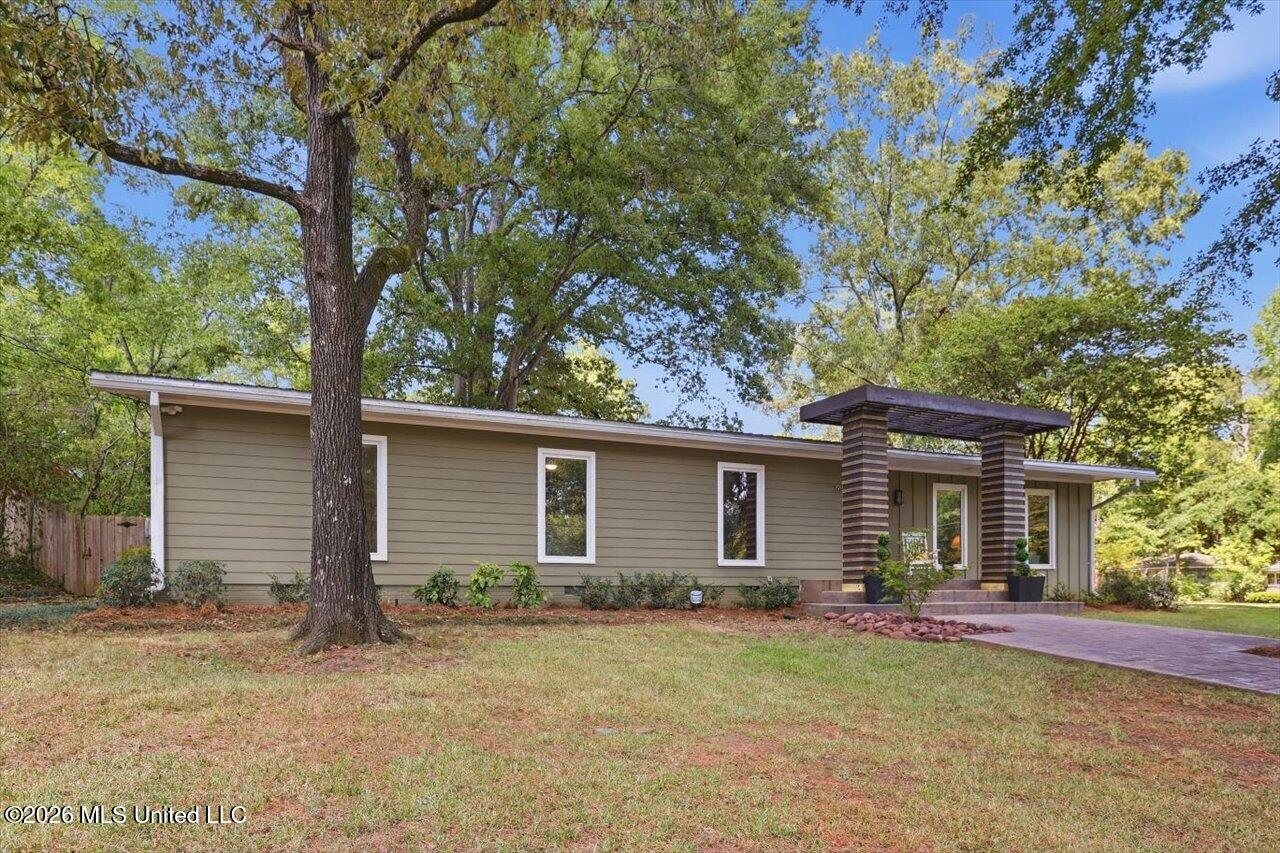 1980 Aztec Drive Jackson, MS 39211 - Photo 2 of 37 02-1980 Aztec Dr _ Hometoursms.com
