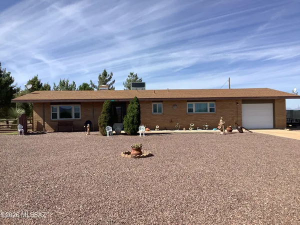 $275,000 | 133 East Lehigh Street, Pearce, AZ 85625