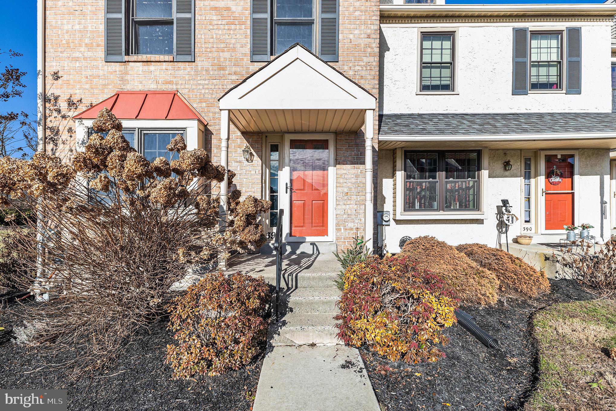 392 Scola Road Brookhaven, PA 19015 - Photo 5 of 41 Gallery Image 5
