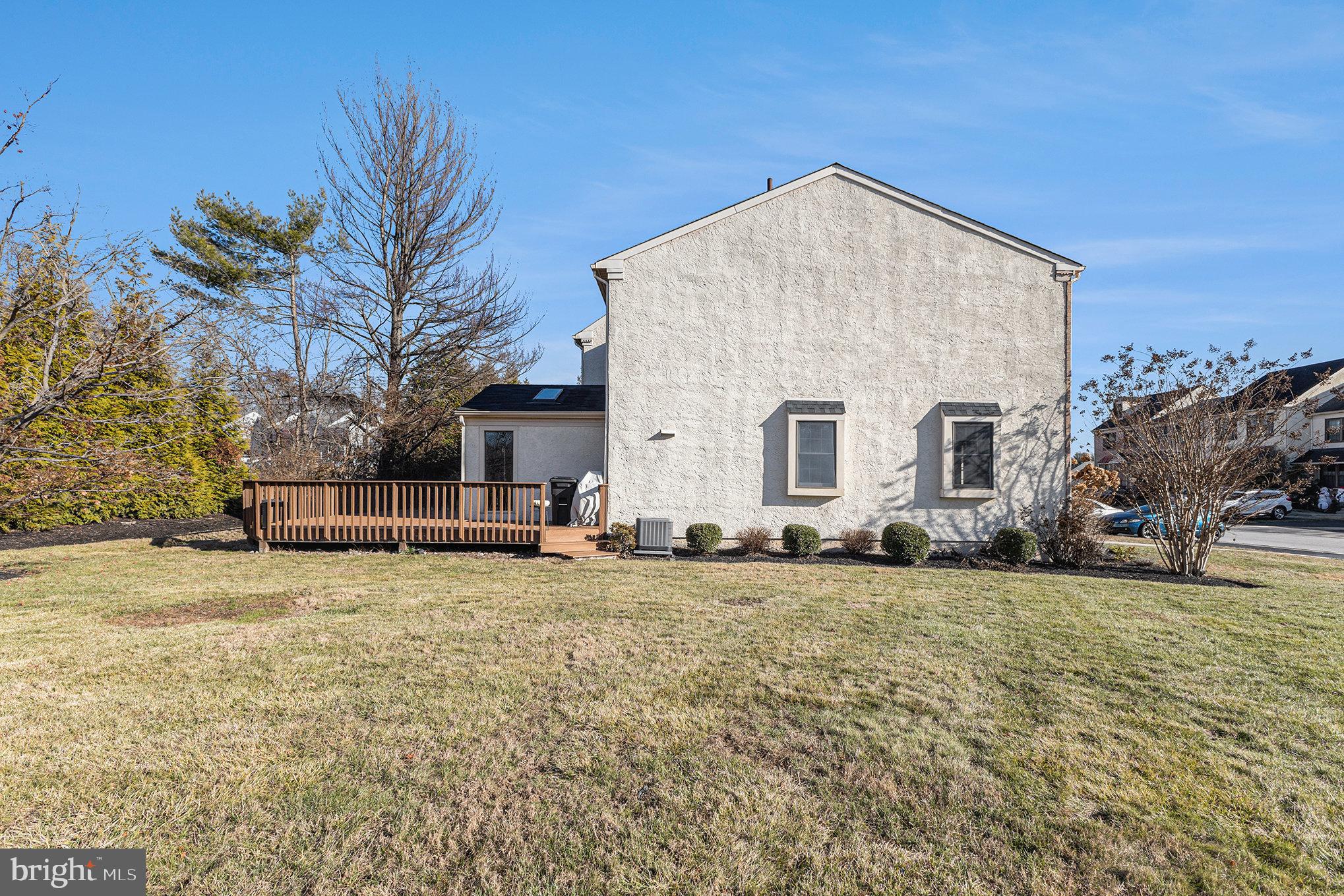 392 Scola Road Brookhaven, PA 19015 - Photo 7 of 41 Gallery Image 7