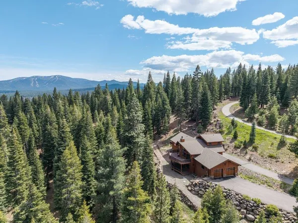 $2,350,000 | 10971 Beacon Road, Truckee, CA 96161