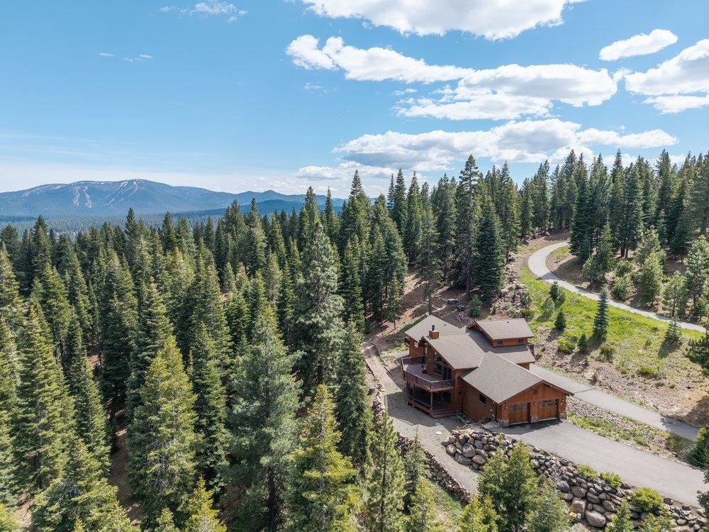 10971 Beacon Road Truckee, CA 96161 - Photo 1 of 28
