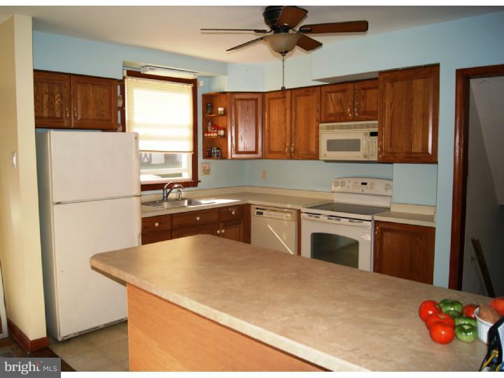 351 Summit Road Media, PA 19063 - Photo 4 of 14 Kitchen