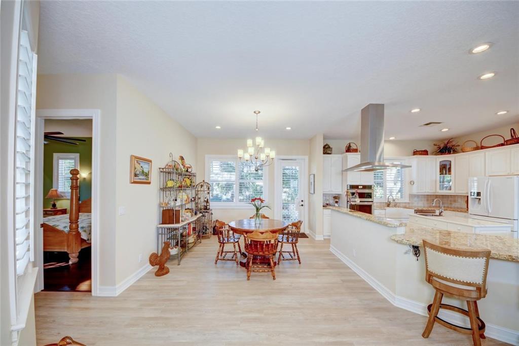 595 Southwest Harbor Street Stuart, FL 34997 - Photo 18 of 62 Gallery Image 18