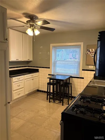 $2,395 | 7806 Garden Avenue, Shrewsbury, MO 63119