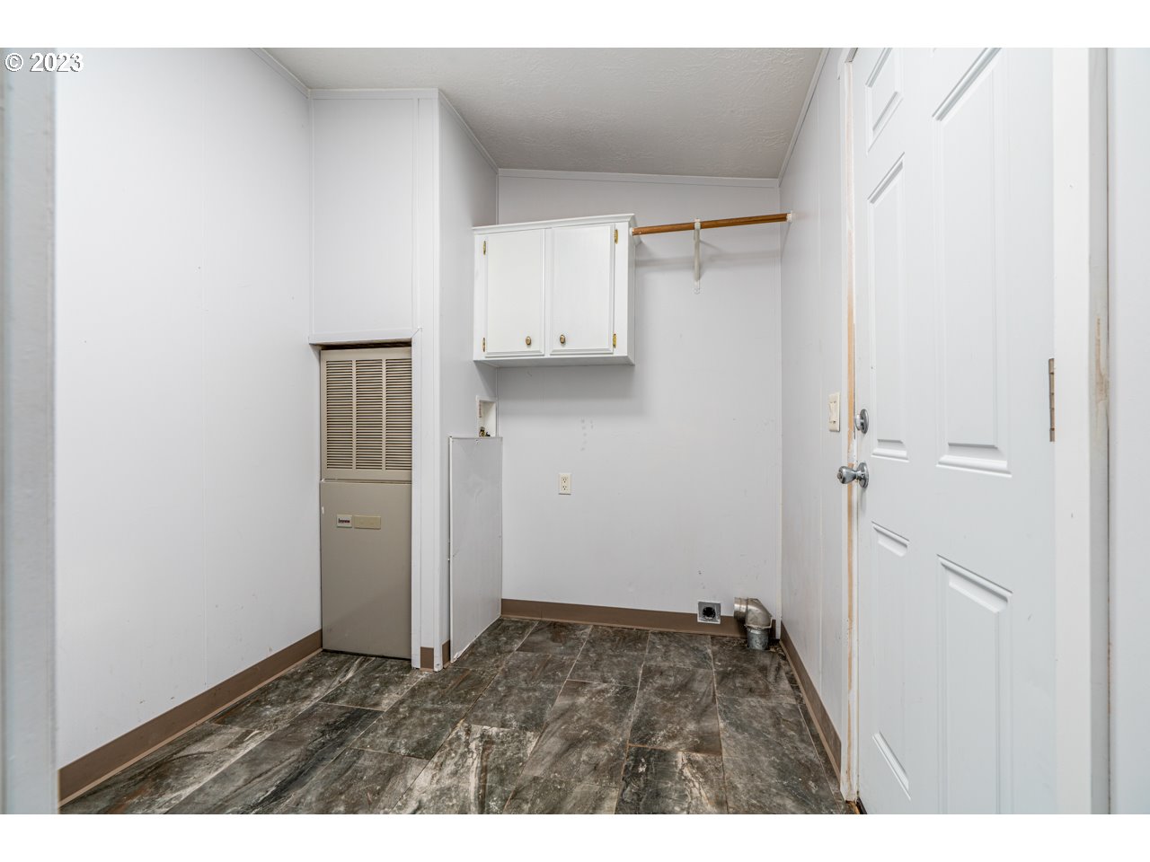 24698 Evergreen Road Philomath, OR 97370 - Photo 12 of 19 Gallery Image 12