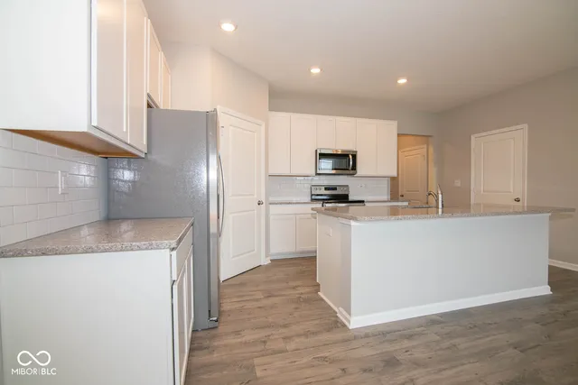 $2,195 | 876 Downey Lane, Greenfield, IN 46140