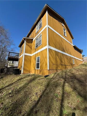 a view of a large building