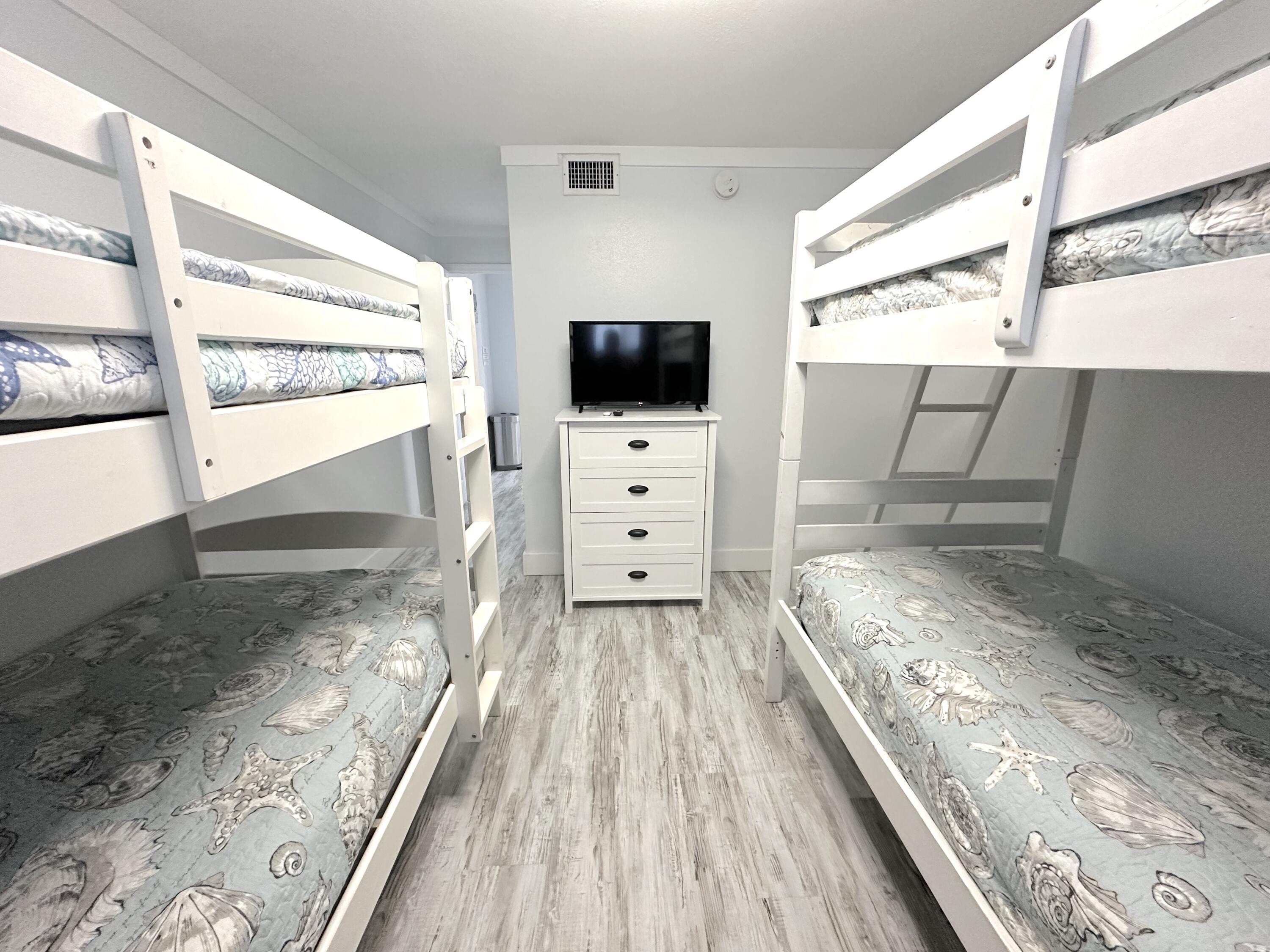 4000 Gulf Terrace Drive, Unit 1000 Destin, FL 32541 - Photo 18 of 37 a view of a living room