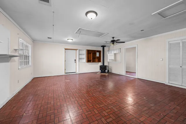 $204,000 | 108 South East Street, Corrigan, TX 75939