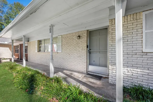 $204,000 | 108 South East Street, Corrigan, TX 75939