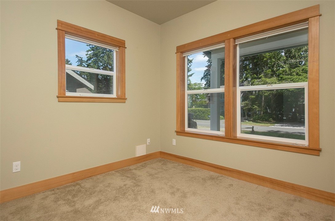 1265 Dines Point Road Greenbank, WA 98253 - Photo 12 of 29 Gallery Image 12