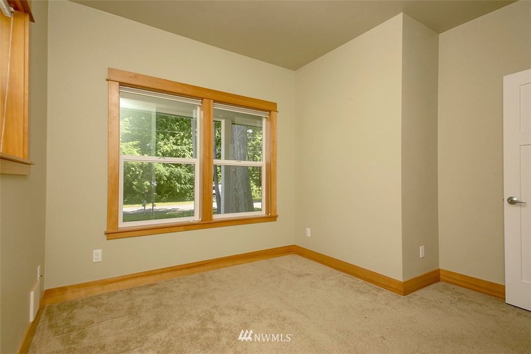 1265 Dines Point Road Greenbank, WA 98253 - Photo 14 of 29 Gallery Image 14