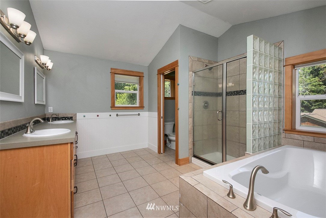 1265 Dines Point Road Greenbank, WA 98253 - Photo 20 of 29 Gallery Image 20
