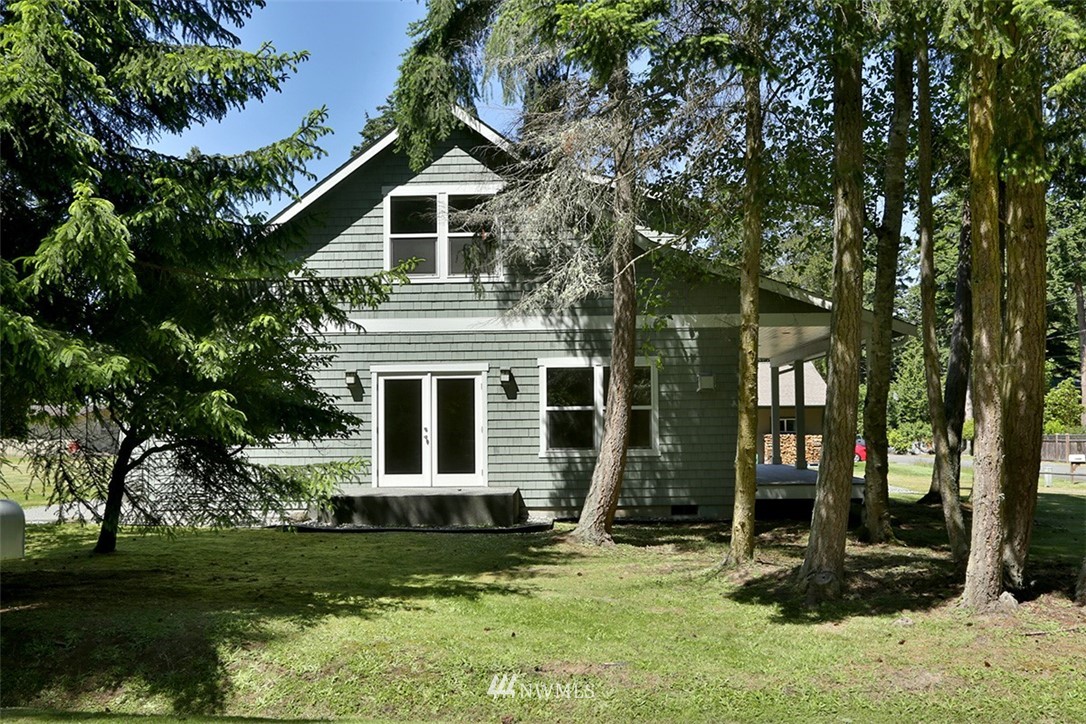 1265 Dines Point Road Greenbank, WA 98253 - Photo 23 of 29 Gallery Image 23