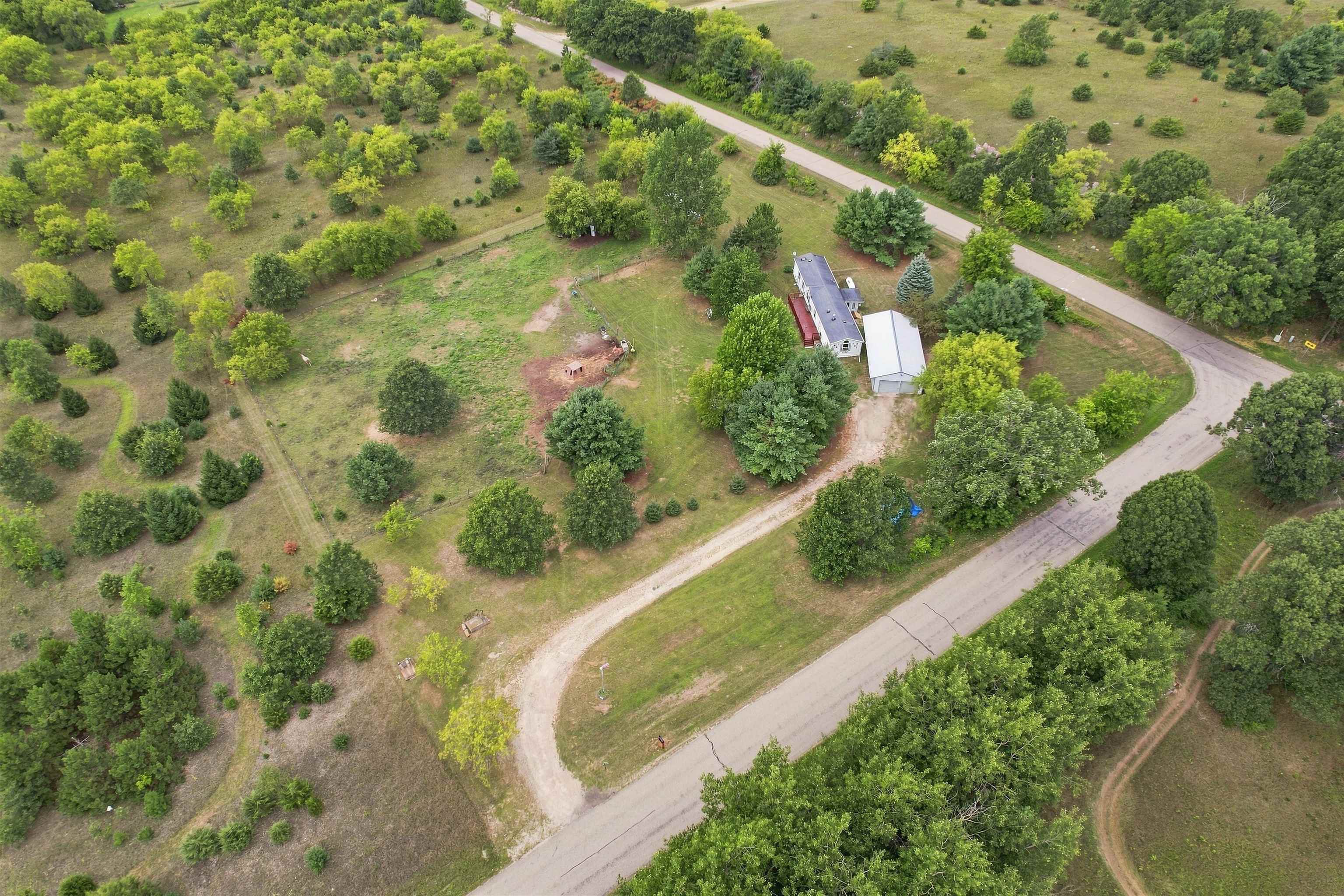 N485 E Road Waupaca, WI 54981 - Photo 12 of 49 Gallery Image 12