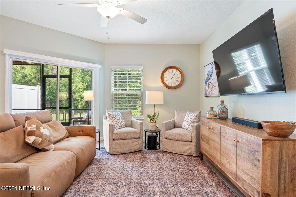 424 Boracay Circle St. Johns, FL 32259 - Photo 9 of 41 Living View 2