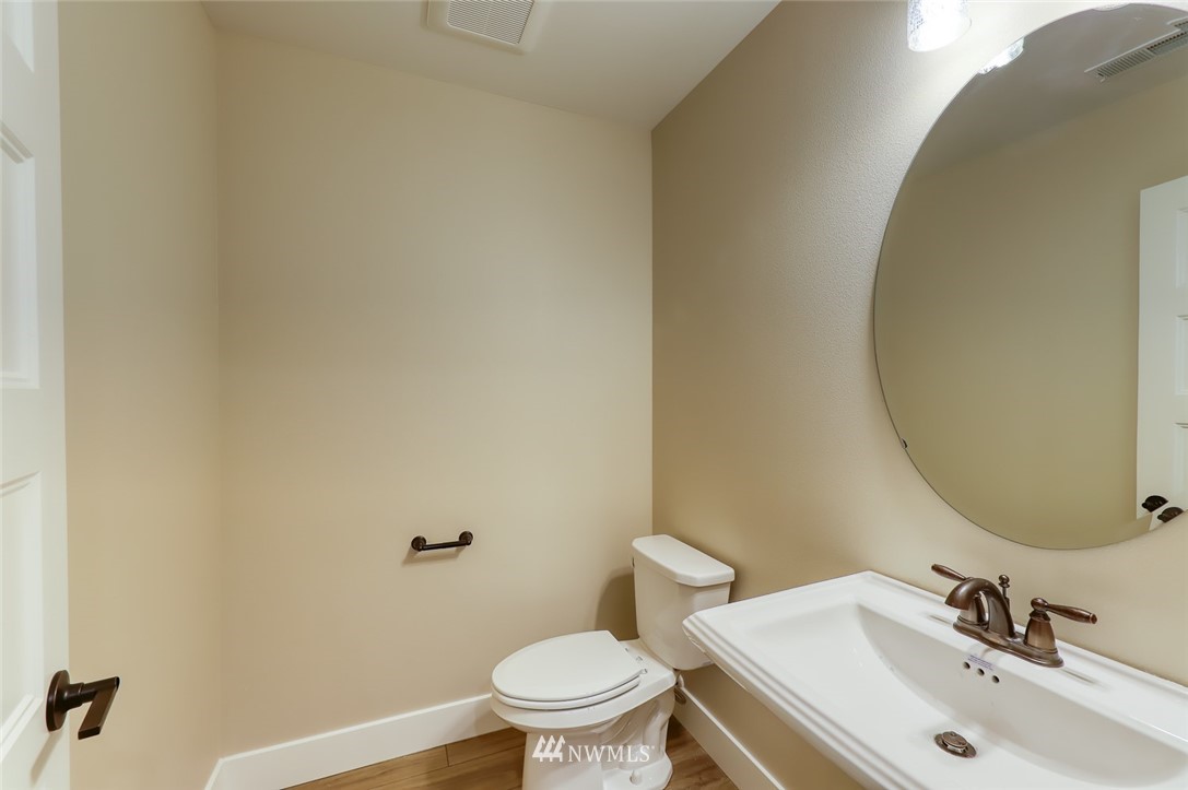 25923 Highland Road Northeast Kingston, WA 98346 - Photo 19 of 40 Gallery Image 19