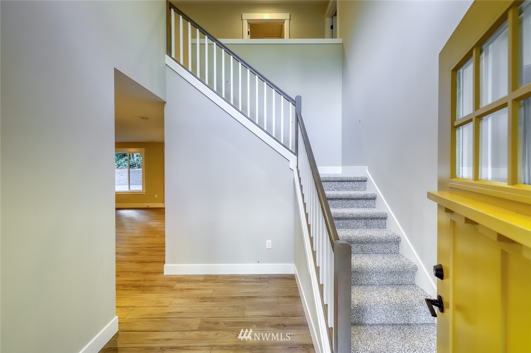 25923 Highland Road Northeast Kingston, WA 98346 - Photo 3 of 40 Gallery Image 3