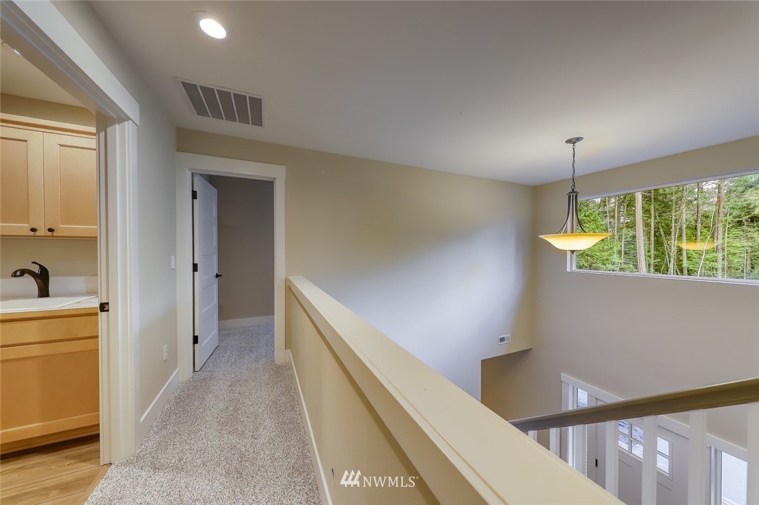 25923 Highland Road Northeast Kingston, WA 98346 - Photo 21 of 40 Gallery Image 21