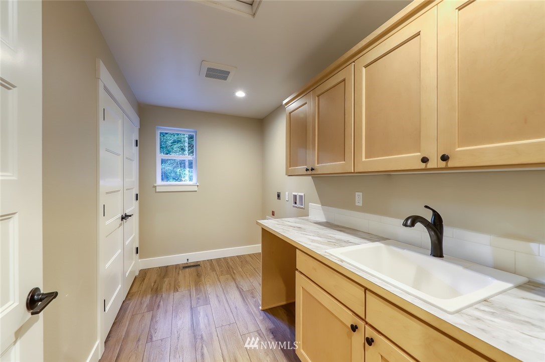 25923 Highland Road Northeast Kingston, WA 98346 - Photo 22 of 40 Gallery Image 22