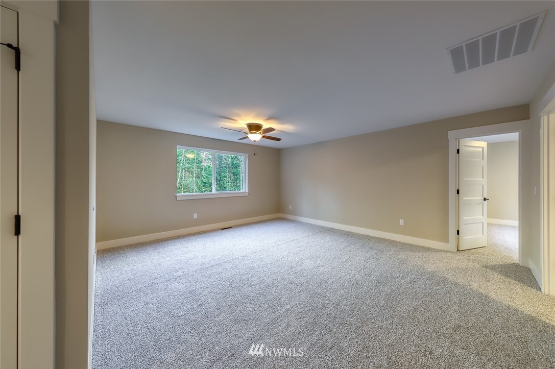 25923 Highland Road Northeast Kingston, WA 98346 - Photo 34 of 40 Gallery Image 34