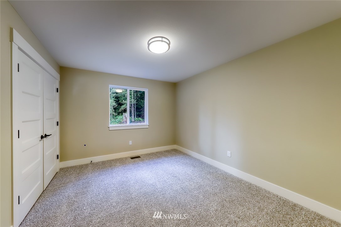25923 Highland Road Northeast Kingston, WA 98346 - Photo 35 of 40 Gallery Image 35