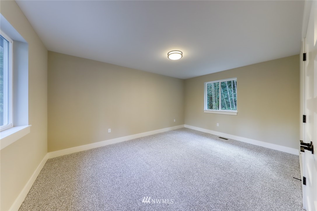 25923 Highland Road Northeast Kingston, WA 98346 - Photo 36 of 40 Gallery Image 36