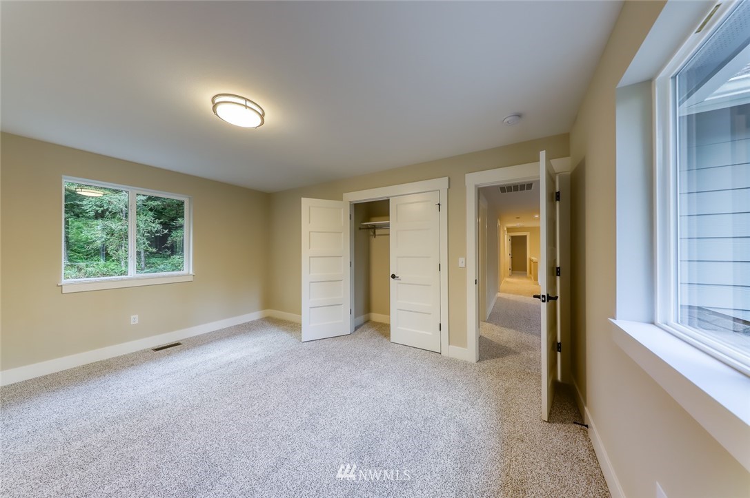 25923 Highland Road Northeast Kingston, WA 98346 - Photo 37 of 40 Gallery Image 37
