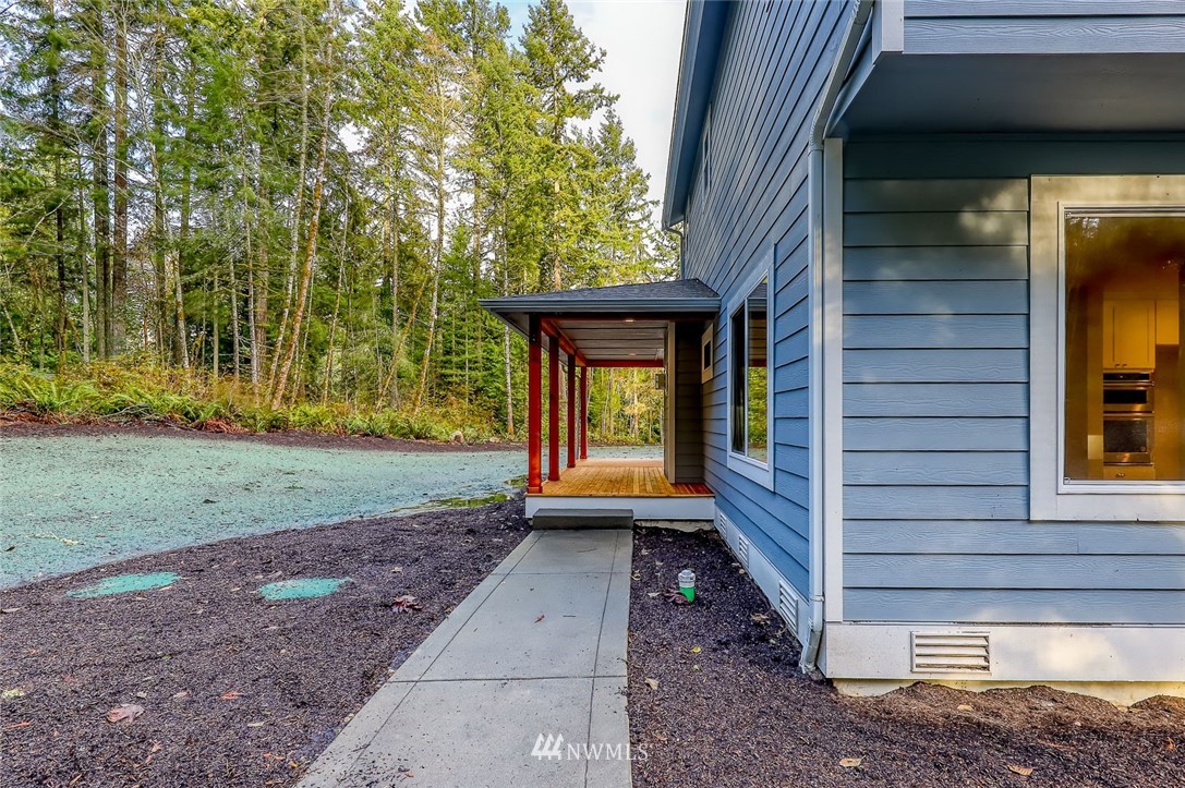 25923 Highland Road Northeast Kingston, WA 98346 - Photo 39 of 40 Gallery Image 39