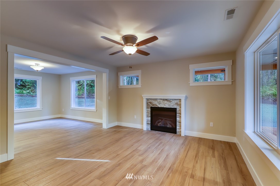 25923 Highland Road Northeast Kingston, WA 98346 - Photo 5 of 40 Gallery Image 5